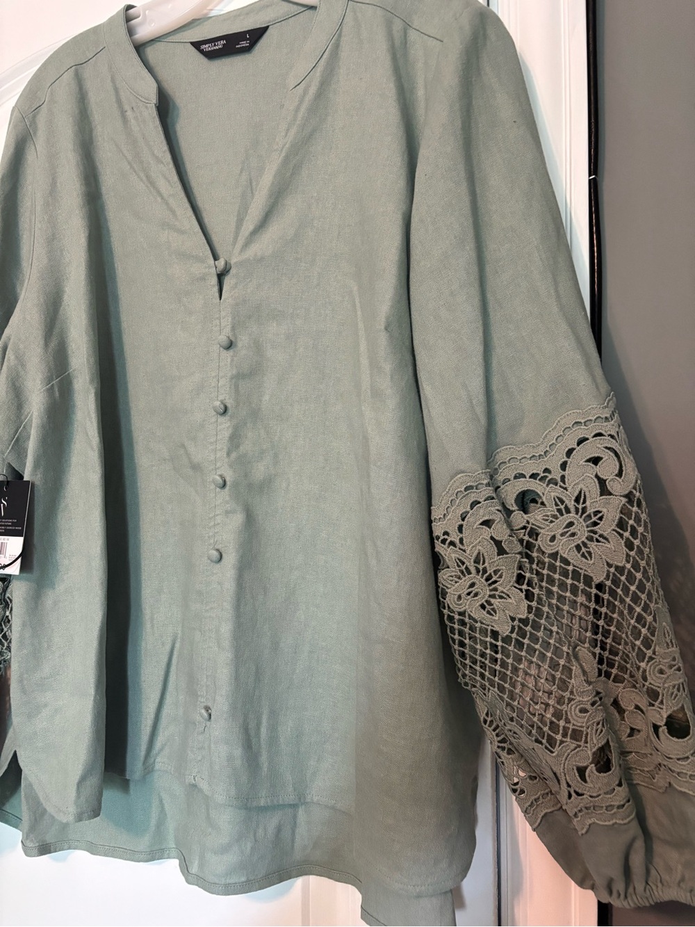 Simply Vera Wang Vince Camuto Sage Green Linen Button Front Blouse Large - Picture 3 of 11